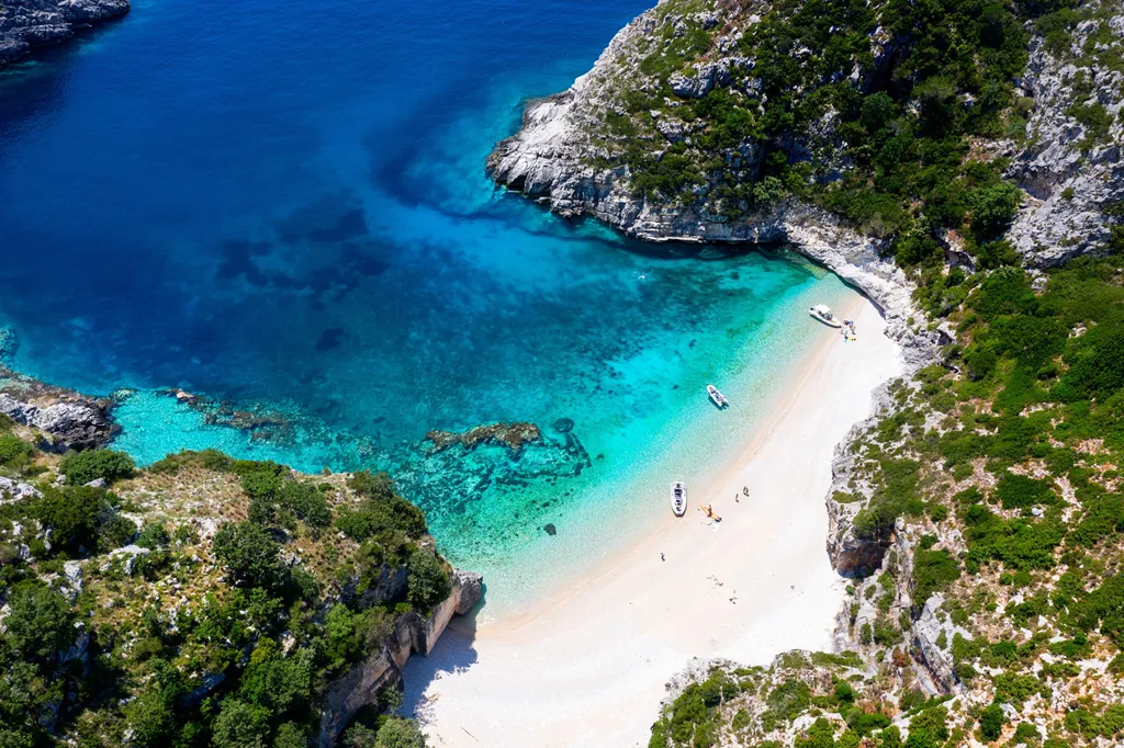 El otro Mediterráneo: Aldeas invisibles en Albania